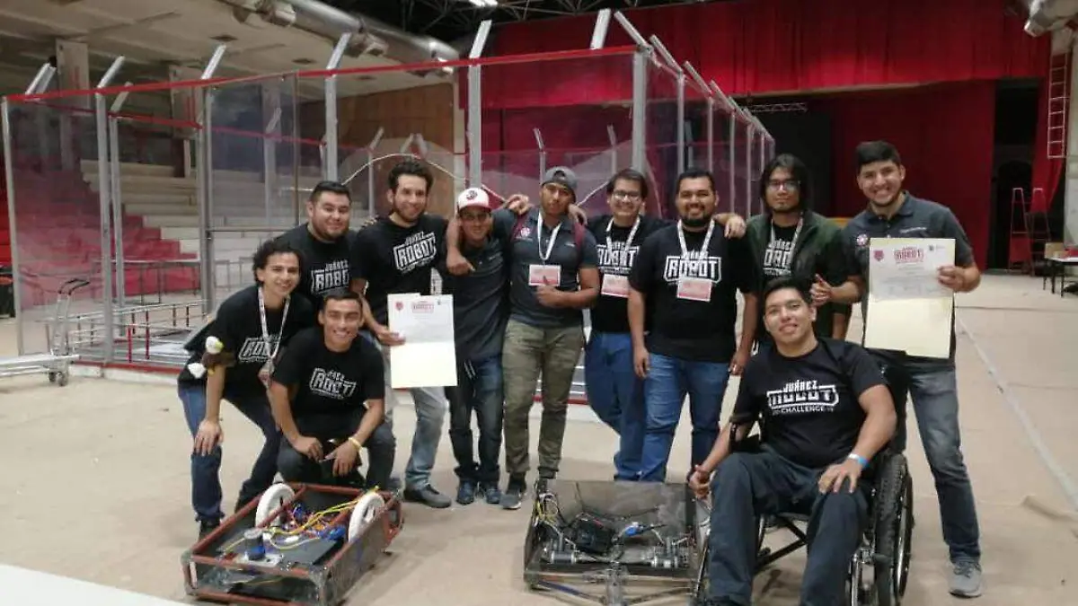 04 ASME ITL Obtiene 2o Lugar en Pelea de Robots1